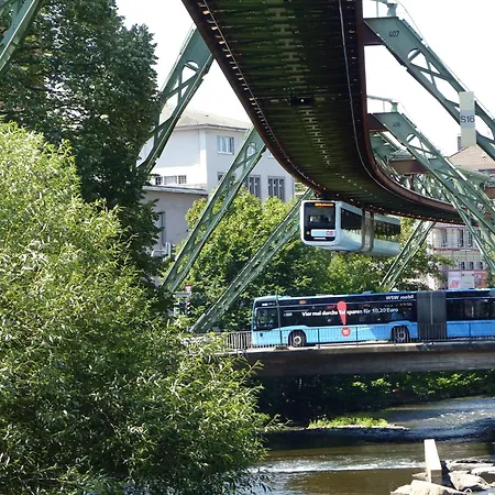 Schwebebahn In Wuppertal, Cleaning Included * Вупперталь
